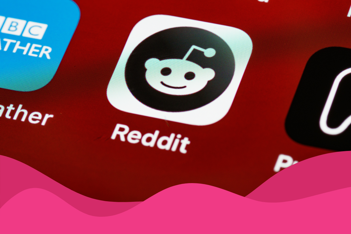 Image of a reddit icon on a phone in an article about reddit as a search engine by Daffodil Marketing in Sheffield and South Yorkshire